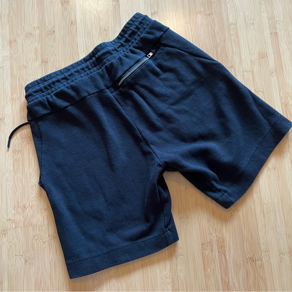 🖤NIKE sweatshorts - M - Picture 2 of 4